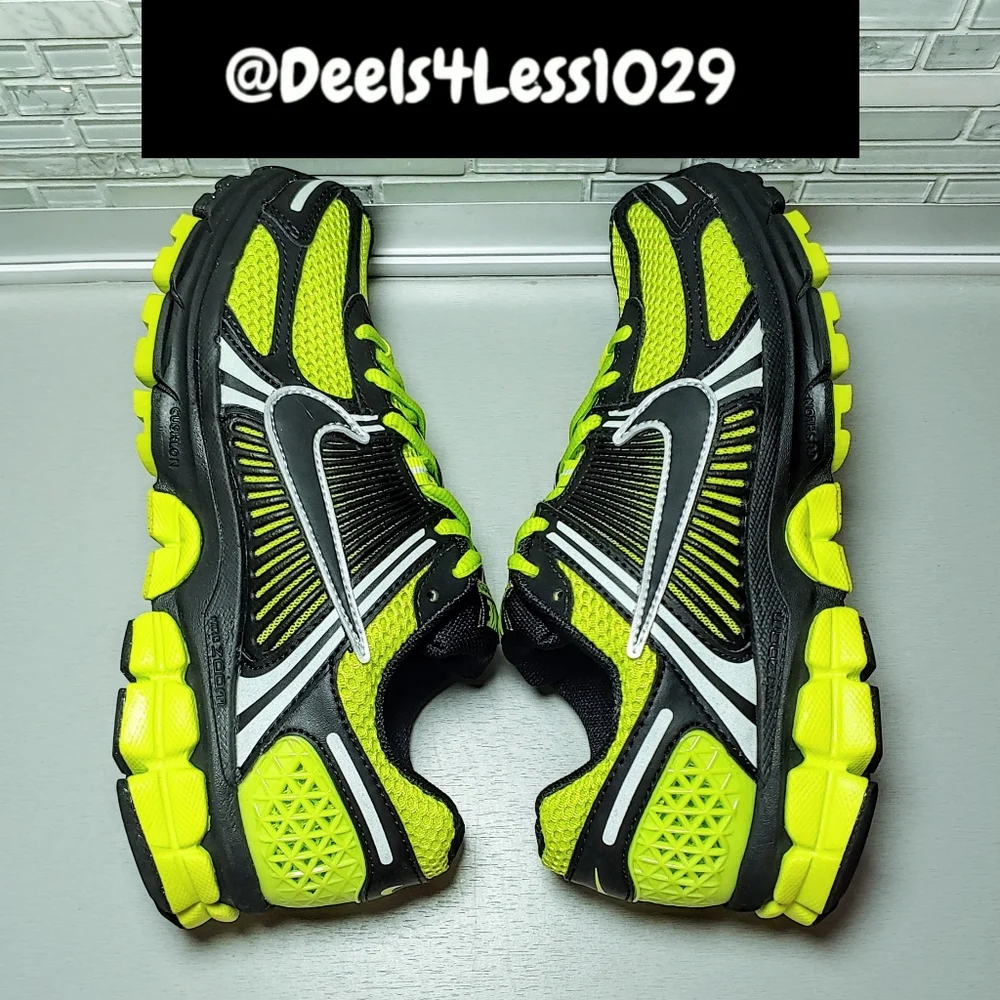 Nike Air Zoom Vomero 5 Running Womens Size 6.5 Black Bright Cactus Cyber Volt